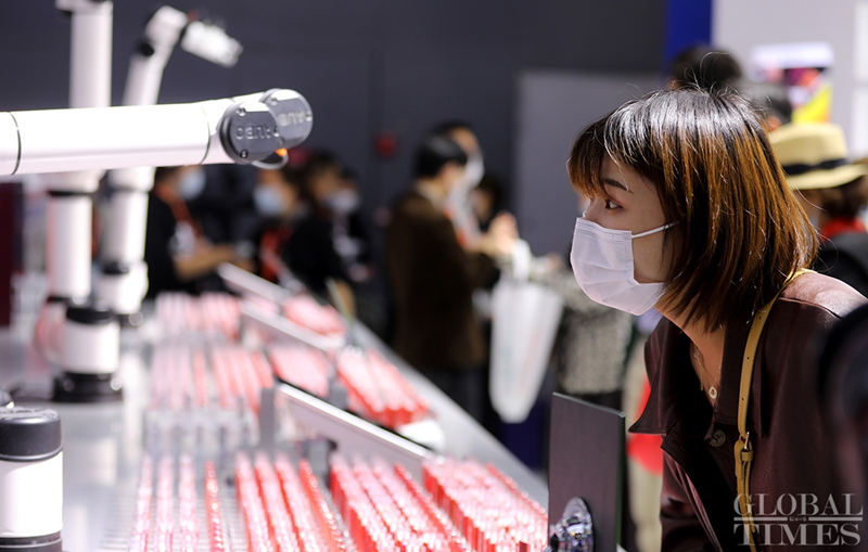 VIII Feria Internacional de Tecnología de China abre sus puertas en Shanghái