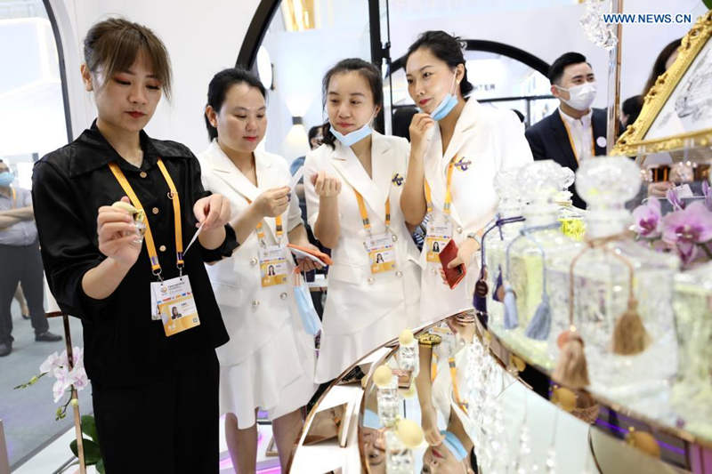 Exposición Internacional de Consumo de China debuta como referente mundial