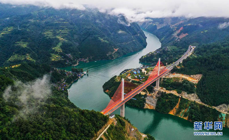 Fotos: la red de transporte nacional de China ha mejorado gradualmente