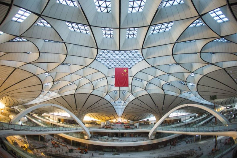El Aeropuerto Internacional Daxing de Beijing se ha unido a la red mundial de transporte aéreo para seguir impulsando el crecimiento económico regional. [Foto: proporcionada a China Daily]