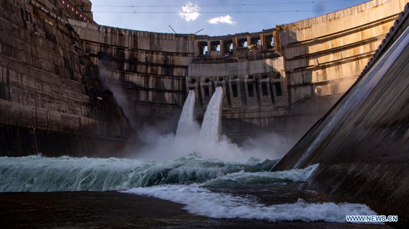 Promisoria estación hidroeléctrica se construye en Baihetan