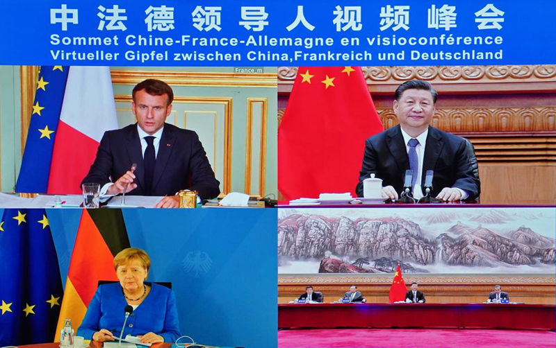 BEIJING, 5 julio, 2021 (Xinhua) -- El presidente chino, Xi Jinping, celebra una cumbre virtual con el presidente de Francia, Emmanuel Macron, y con la canciller de Alemania, Angela Merkel, en Beijing, capital de China, el 5 de julio de 2021. (Xinhua/Yue Yuewei)