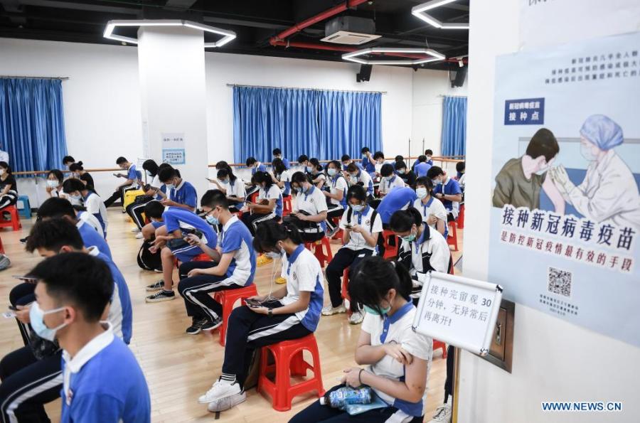 Shenzhen vacuna contra el COVID-19 a menores entre 12 y 17 años