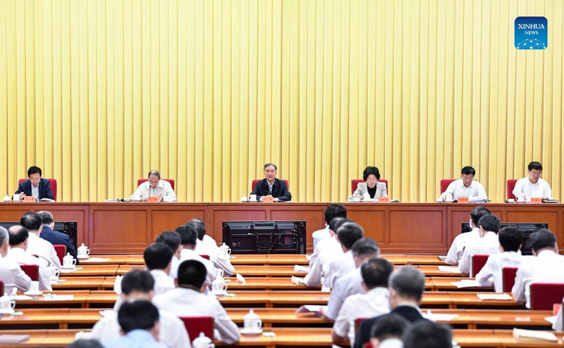 Xi destaca importancia de desarrollo de alta calidad de trabajo del Partido en asuntos étnicos
