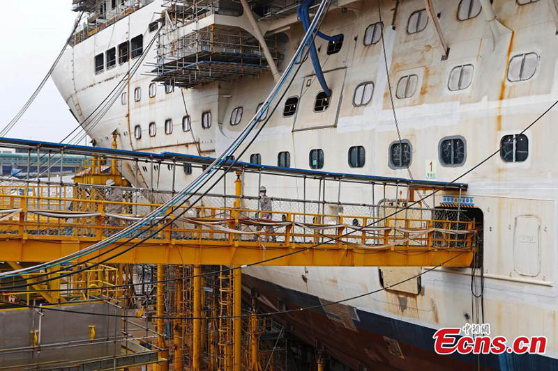 Termina la construcción de la estructura principal del primer crucero a gran escala de China