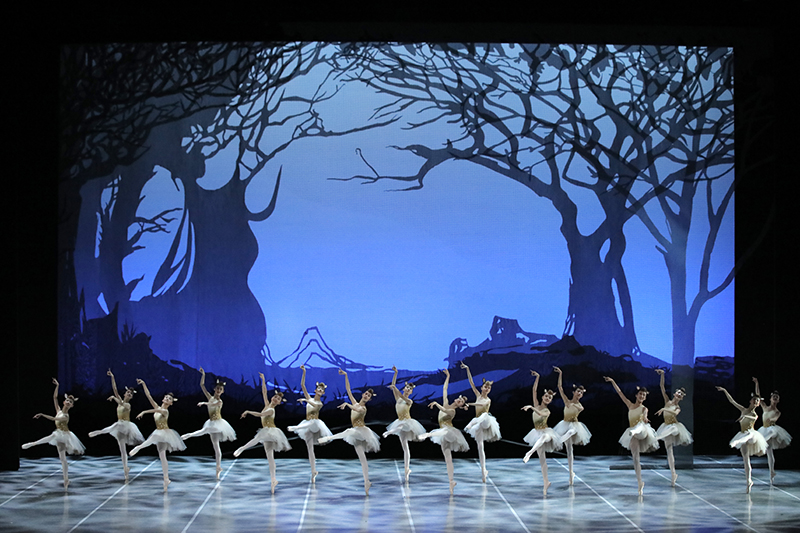 China ofrece un espectáculo de ballet televisado como obsequio por el bicentenario de la independencia de Costa Rica