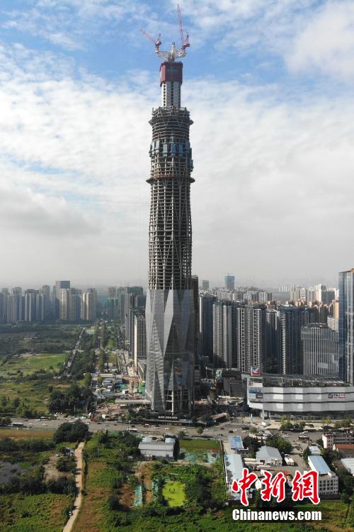 El edificio más alto en construcción en Chengdu supera los 400 m