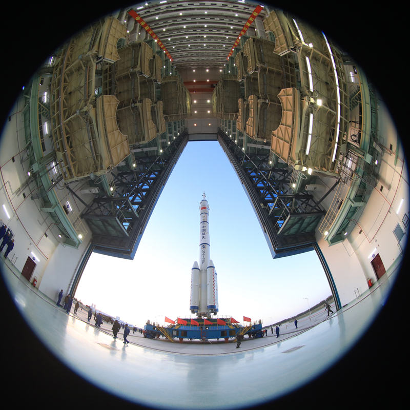 China se prepara para lanzar la nave espacial tripulada Shenzhou XIII