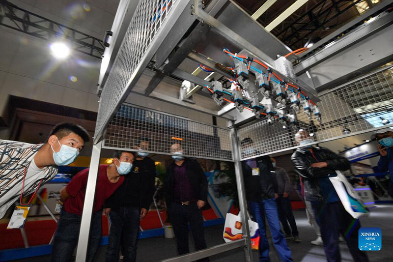 La exposición Helados de China 2021 arrancó en Tianjin el 11 de octubre del 2021. En esta edición participan más de 400 empresas y alrededor de 10,000 compradores. (Foto: Xinhua/ Sun Fanyue)