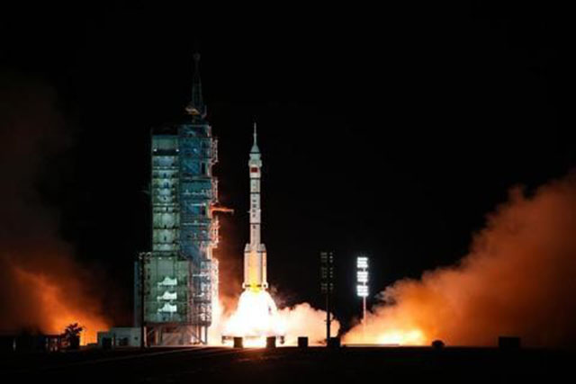 El 16 de octubre, el cohete portador Long March 2 F Yao 13 que transportaba la nave espacial tripulada Shenzhou XIII partió desde el Centro de Lanzamiento de Satélites de Jiuquan. Por Li Gang, Agencia de Noticias Xinhua.