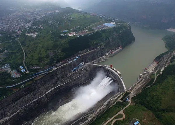 La foto aérea muestra la central hidroeléctrica de Xiluodu en el suroeste de China. (Foto cortesía del entrevistado)