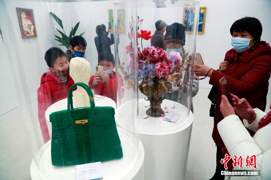 El primer museo del chocolate de Shanghai atrae a muchos turistas