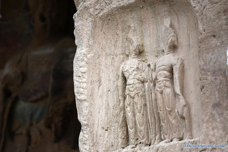 Imagen del 26 de mayo de 2022 de estatuas de piedra en el Templo de la Gruta del Norte en Qingyang, en la provincia de Gansu, en el noroeste de China. El Templo de la Gruta del Norte en Qingyang consta de 308 cuevas budistas antiguas que datan de principios del siglo sexto. Con más de 2.000 estatuas, el sitio es considerando como una bóveda de arte en el budismo chino. (Xinhua/Chen Bin)