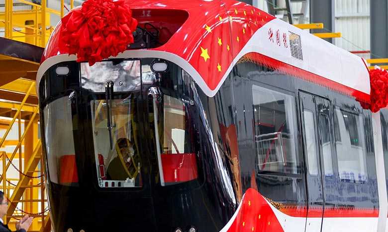 China prueba el primer monorraíl de suspensión magnética de imán permanente 