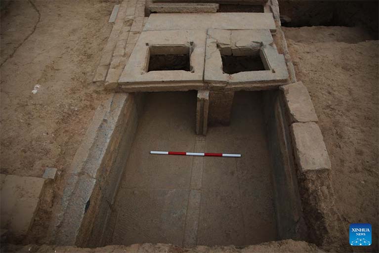 La foto de archivo muestra parte de las antiguas instalaciones de conservación de agua que datan de las dinastías Wei y Jin (220-420) descubiertas en Luoyang, provincia central china de Henan. (Instituto de Arqueología de la Academia China de Ciencias Sociales/Folleto a través de Xinhua)