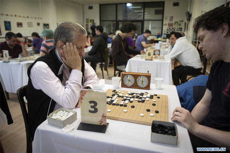 ESPECIAL: Buenos Aires acoge atractivo torneo nacional del go, el milenario juego de mesa chino