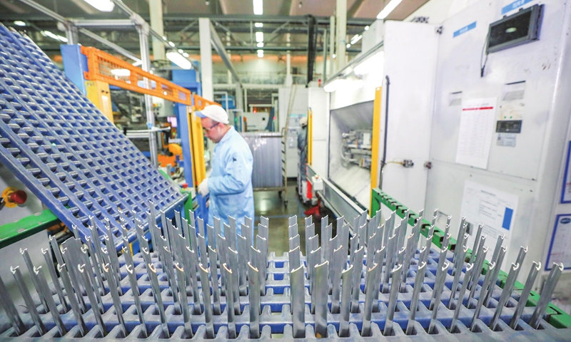 Las máquinas industriales “madres" de China progresan rápidamente