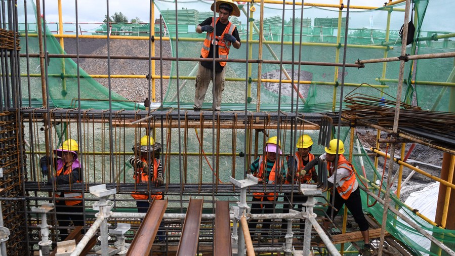 Sector de construcción de China logra grandes avances en última década, según informe