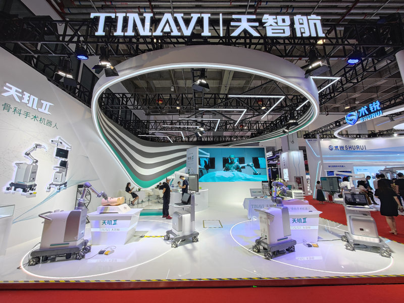Empresa china pionera and robots medicos busca entrar en el mercado europeo