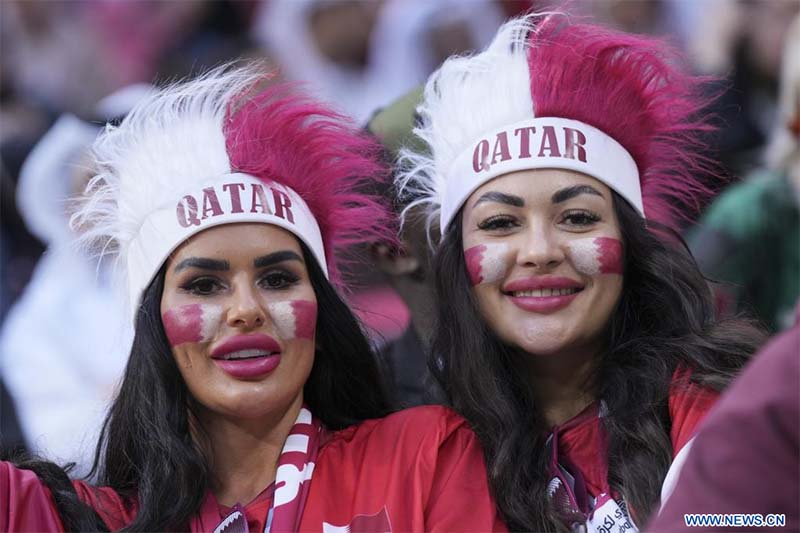 Valencia lanza a Ecuador a victoria de 2-0 sobre Qatar en partido inaugural de Copa Mundial