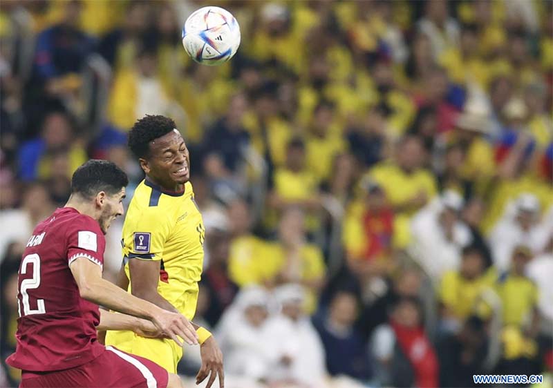 Valencia lanza a Ecuador a victoria de 2-0 sobre Qatar en partido inaugural de Copa Mundial