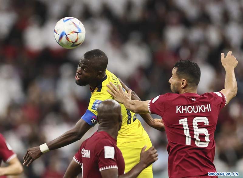 Valencia lanza a Ecuador a victoria de 2-0 sobre Qatar en partido inaugural de Copa Mundial