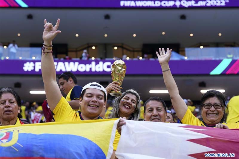 Valencia lanza a Ecuador a victoria de 2-0 sobre Qatar en partido inaugural de Copa Mundial