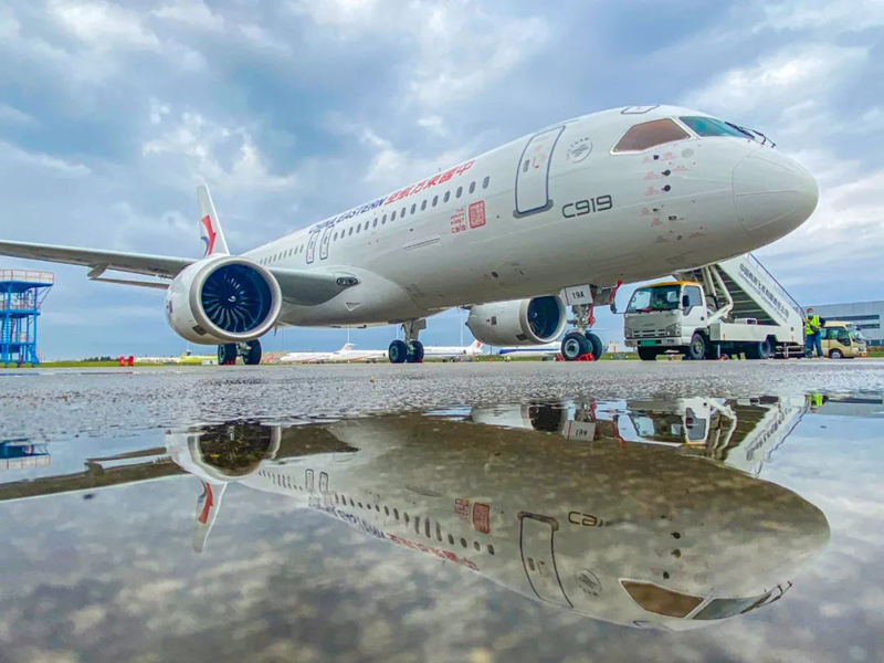 Entregado primer avión C919 a China Eastern Airlines