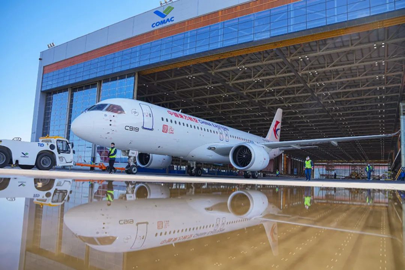 Entregado primer avión C919 a China Eastern Airlines