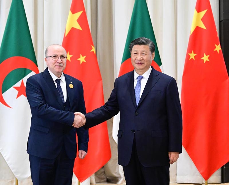 Xi se reúne con primer ministro argelino