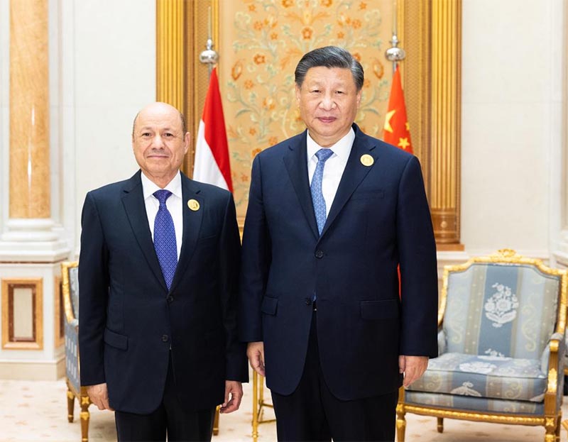 Xi se reúne con presidente de Consejo de Liderazgo Presidencial de Yemen
