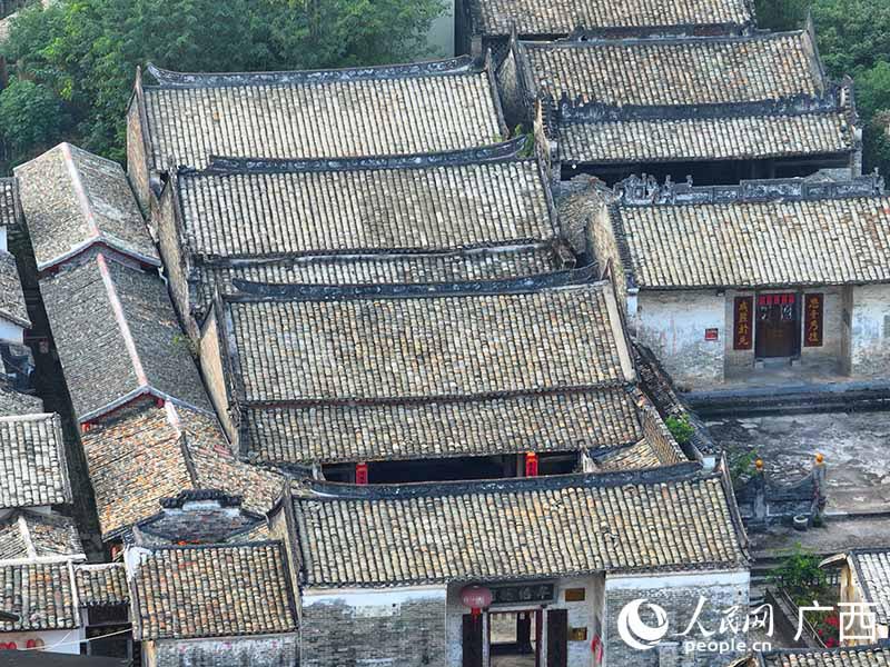 Pueblo tradicional rejuvenecido en Yulin,Guangxi