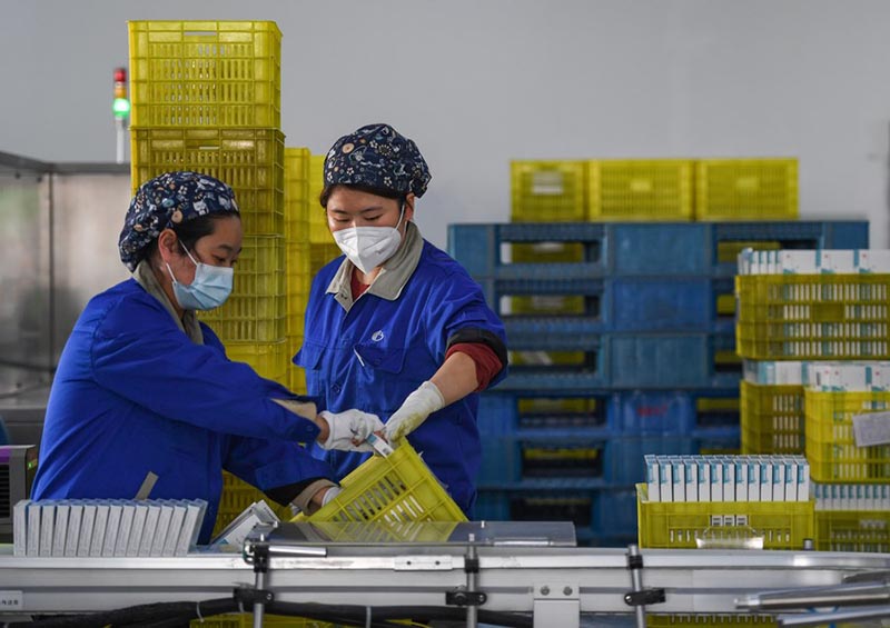 China produce 60 millones de kits de prueba de antígenos de COVID-19 al día
