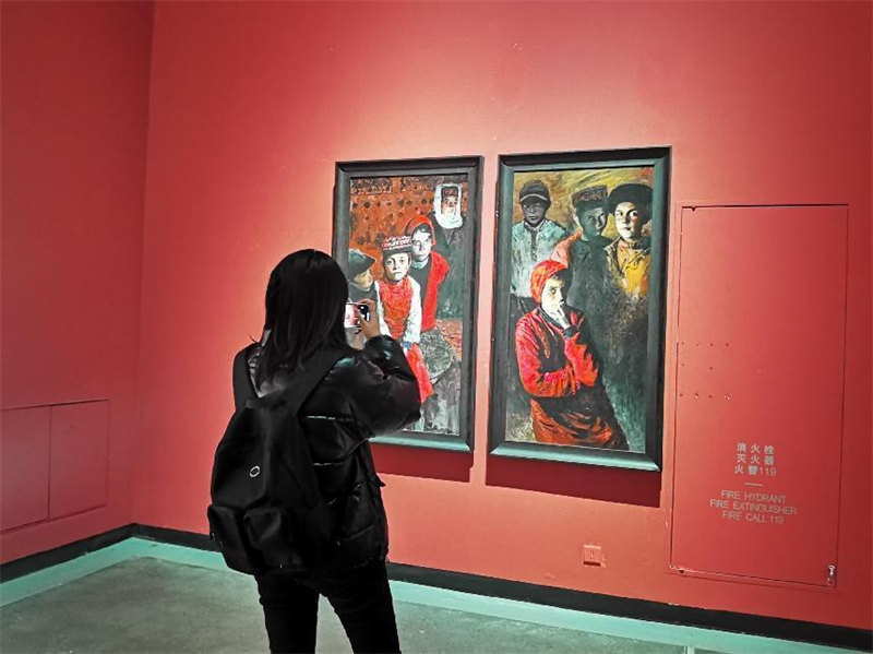 Comienza la Bienal Internacional de Arte de Xinjiang China 