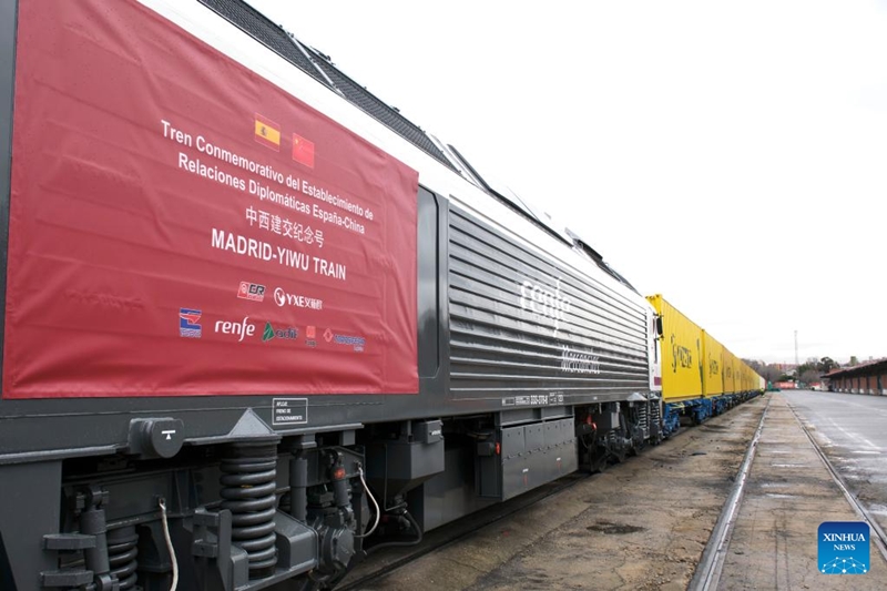 Dos trenes de carga parten desde Yiwu y Madrid para conmemorar los 50 años de relaciones diplomáticas