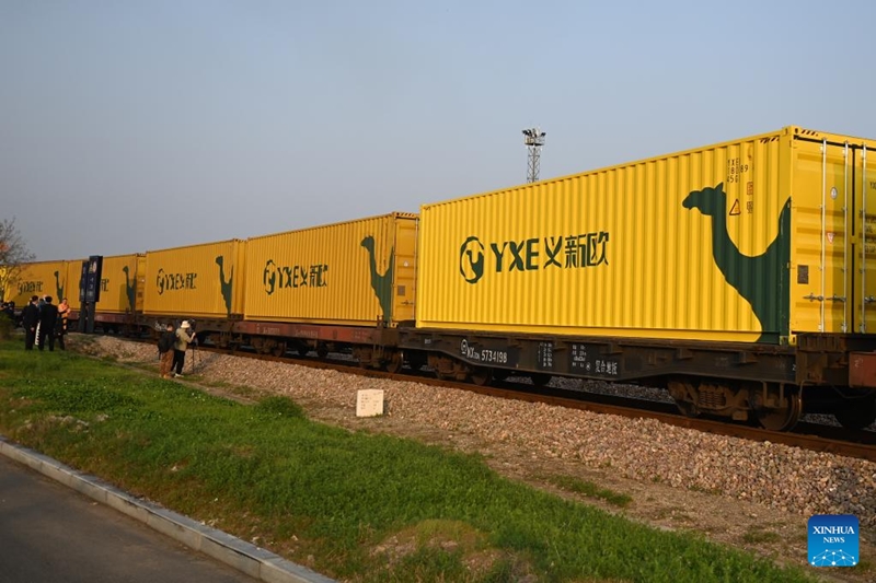 Dos Trenes De Carga Parten Desde Yiwu Y Madrid Para Conmemorar Los 50 ...