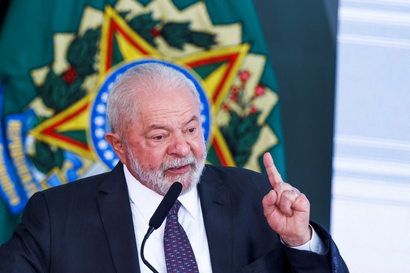 Lula de Brasil visitará China para "mejorar los lazos económicos" en medio de la turbulencia global