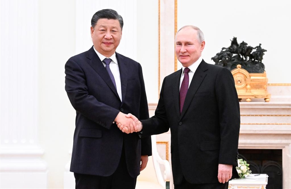 Xi se reúne con Putin en Moscú