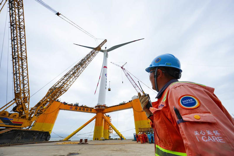 China logra nuevo hito en plataforma de energía eólica