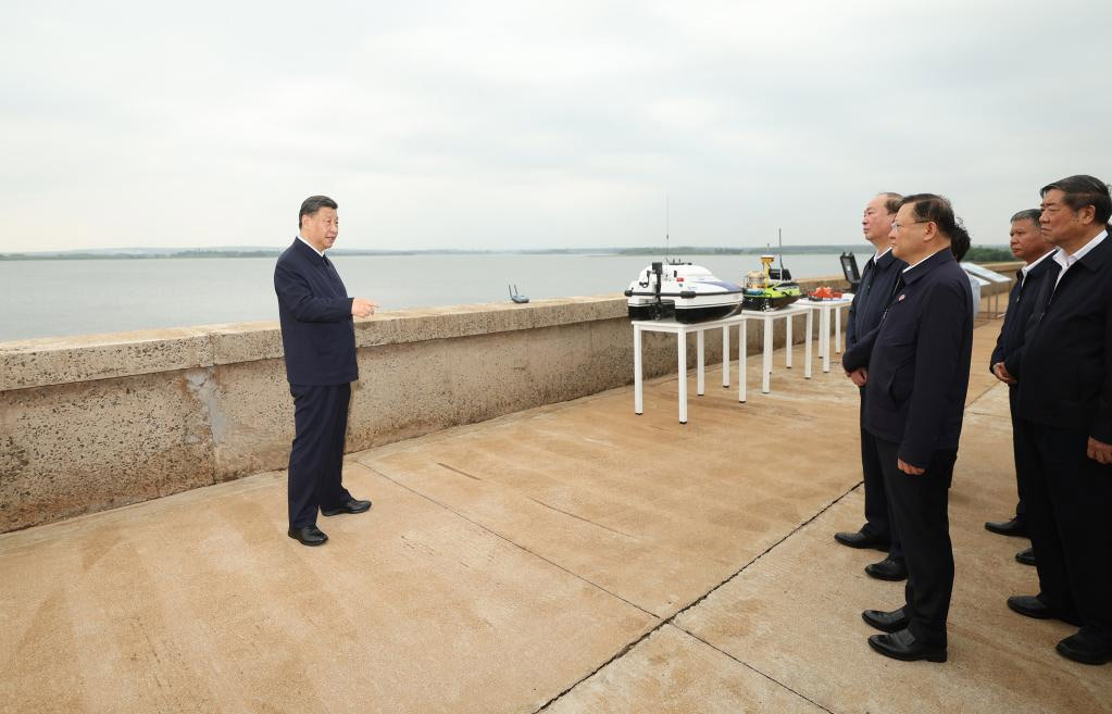 Xi inspecciona provincia meridional china de Guangdong