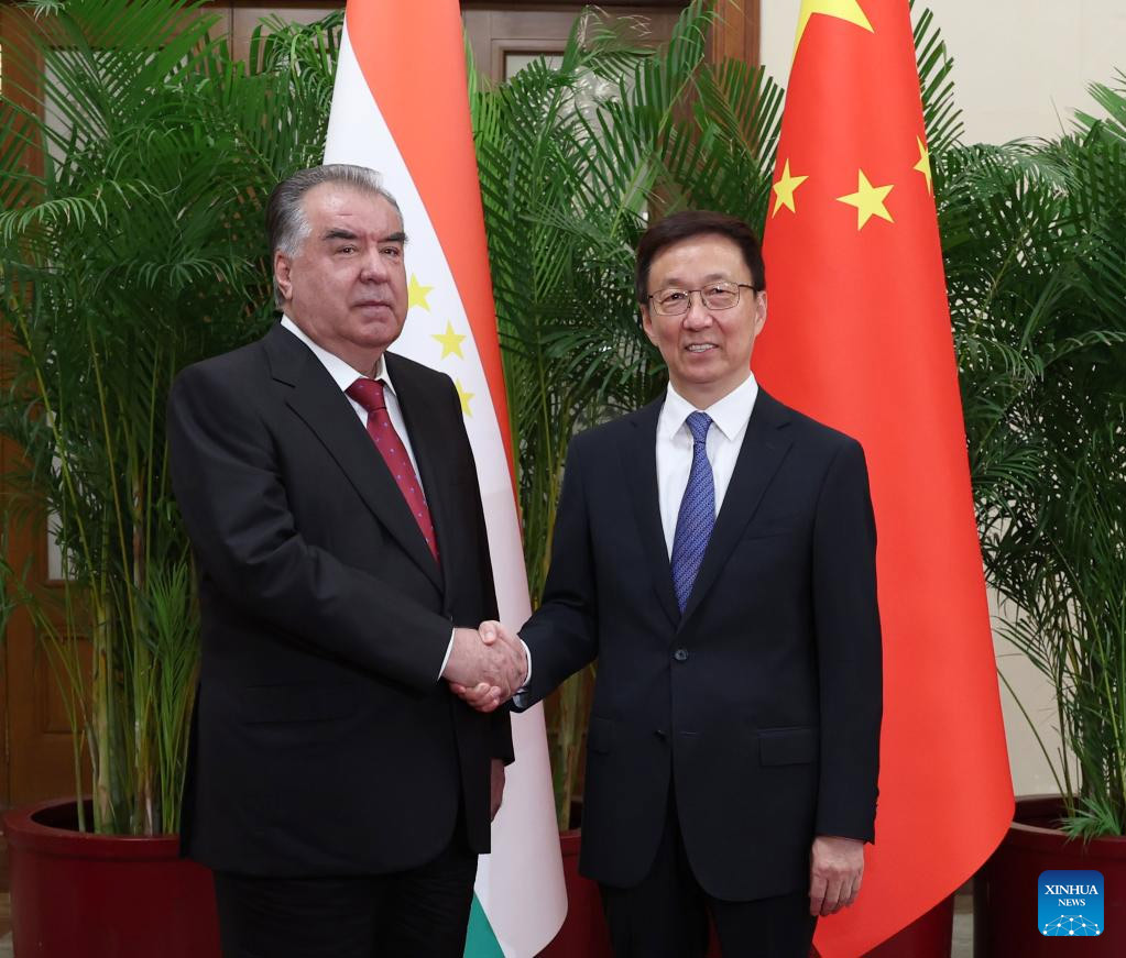 Vicepresidente de China se reúne con presidente de Tayikistán