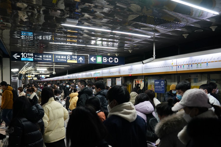 Crecen 87% viajes de pasajeros del servicio ferroviario urbano chino en mayo