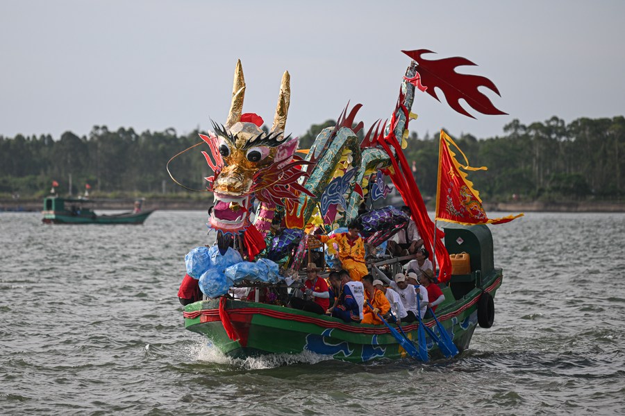 China registra 100 millones de viajes de turistas nacionales durante vacaciones por Festival del Bote de Dragón