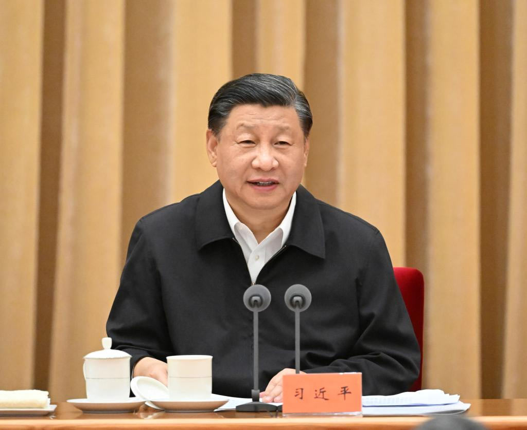 Xi enfatiza en importancia de construir una China Hermosa y avanzar en modernización de armonía humano-naturaleza