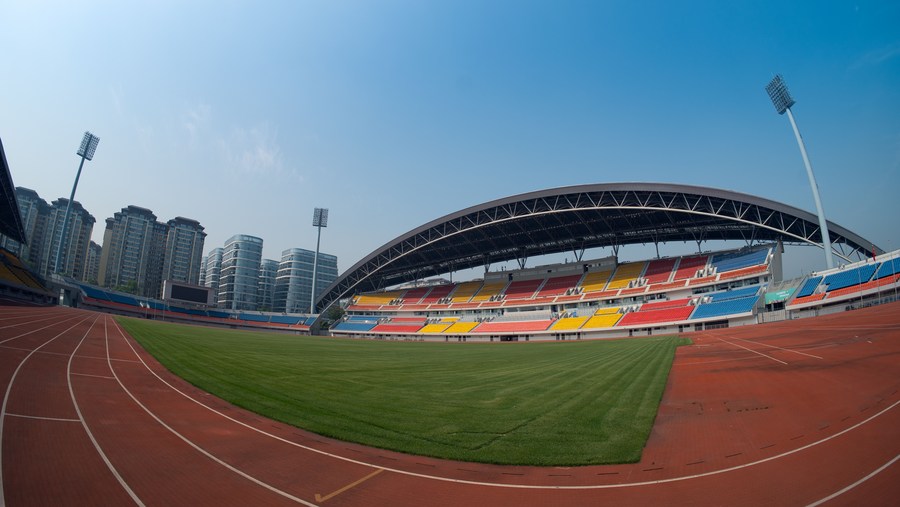 Una vista interior del Estadio del Centro Deportivo Shuangliu. [Foto cortesía del sitio web de la Universiada de Chengdu]