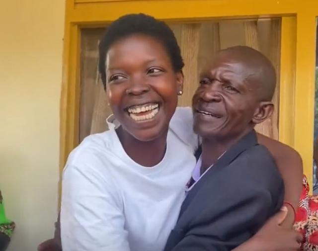 Rosa regresó a Uganda y se reunió con su familia. (Foto de Grupo de Radio y Televisión de Zhejiang))