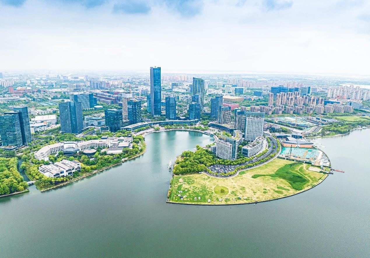 La foto muestra una vista aérea de la Zona Piloto de Libre Comercio de China (Jiangsu), en la provincia de Jiangsu. (Foto: Zhang Feng /Diario del Pueblo Digital)