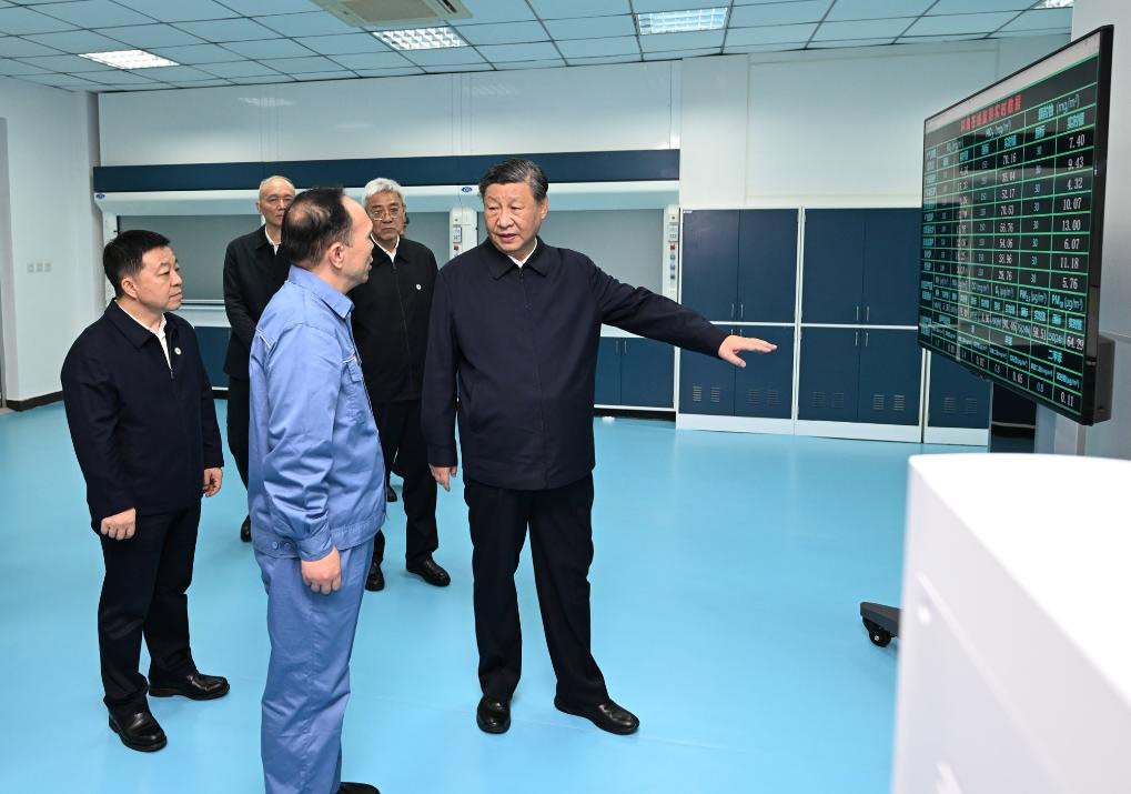 Xi inspecciona Jiujiang en provincia oriental china de Jiangxi