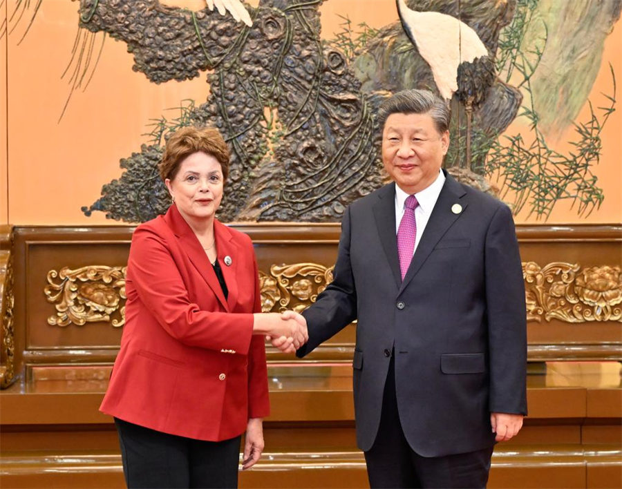 Xi se reúne con la presidenta del Nuevo Banco de Desarrollo