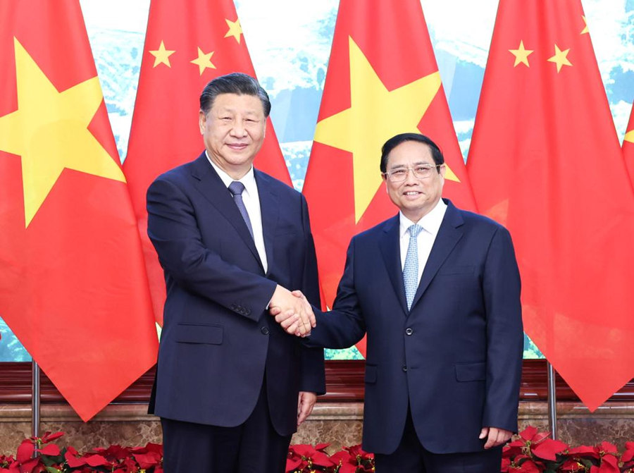 Xi dice que China y Vietnam deben navegar juntos en el mismo buque del socialismo